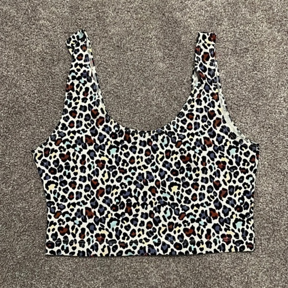 NWOT Women’s American Apparel Cotton Spandex Collection Cheetah Crop Top